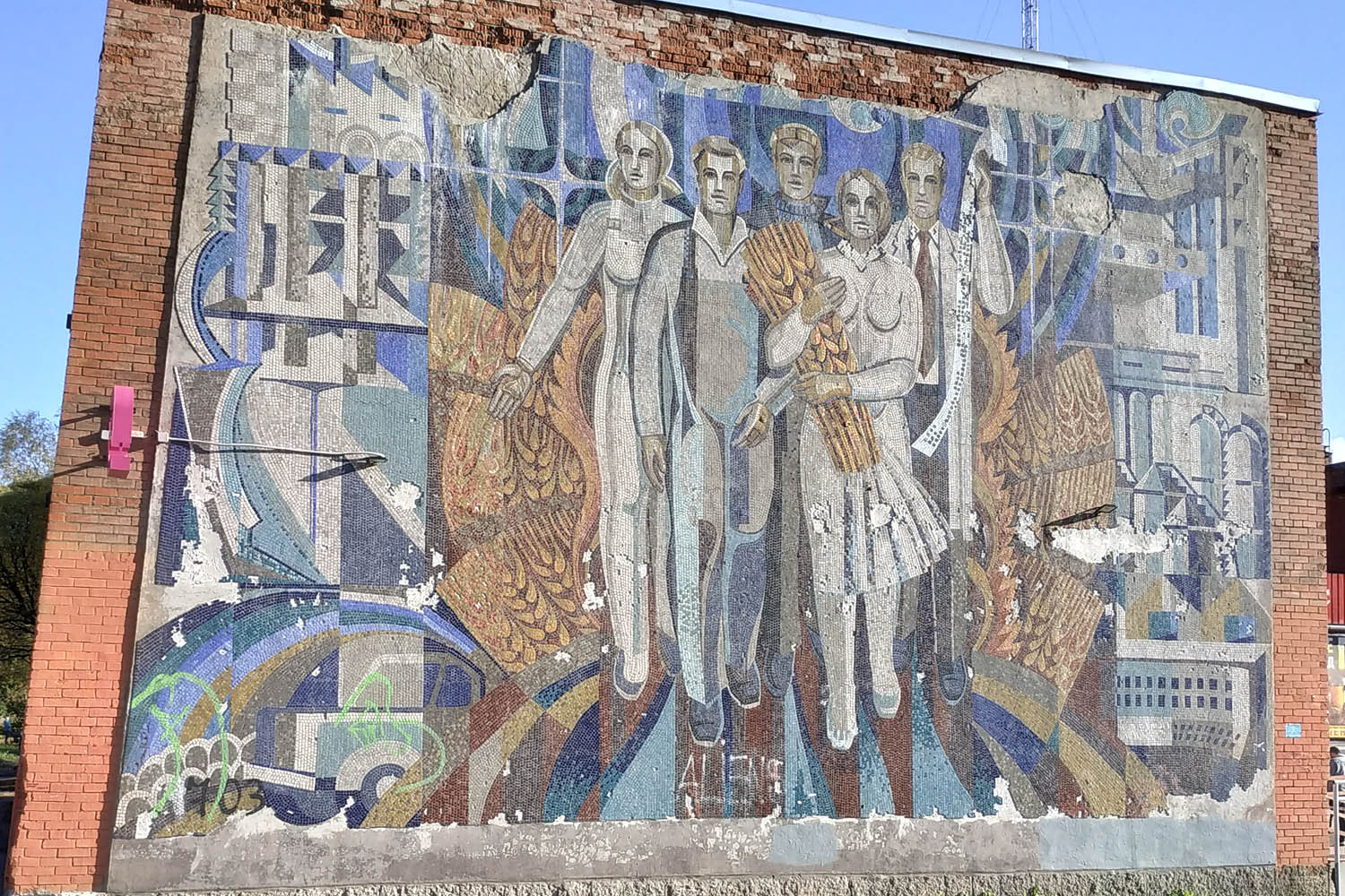Тосненский район, прочие н. п., Нурма, 12. Монументальное искусство (мозаики, росписи, барельефы, сграфито)