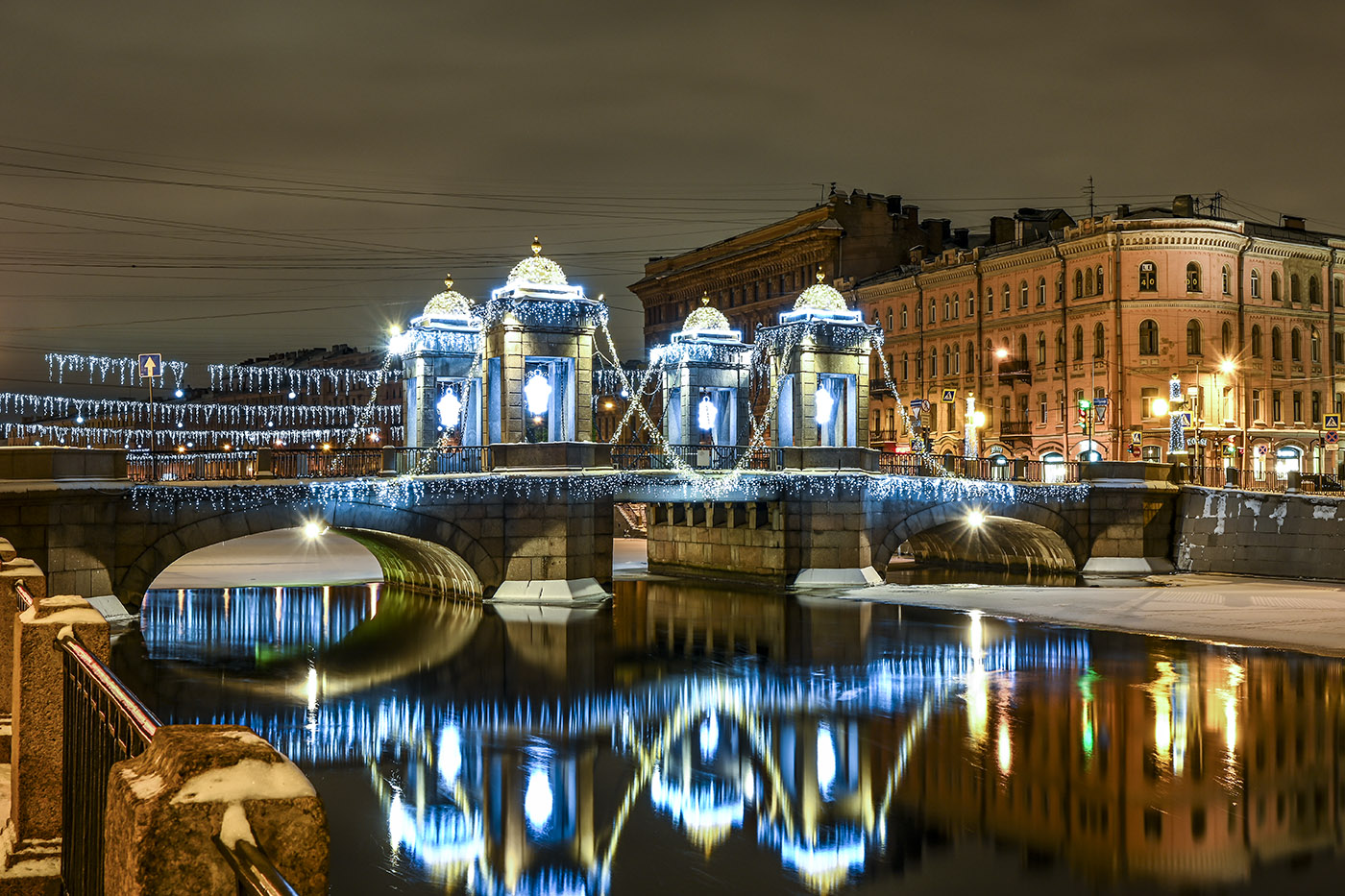 Санкт-Петербург, Мост Ломоносова