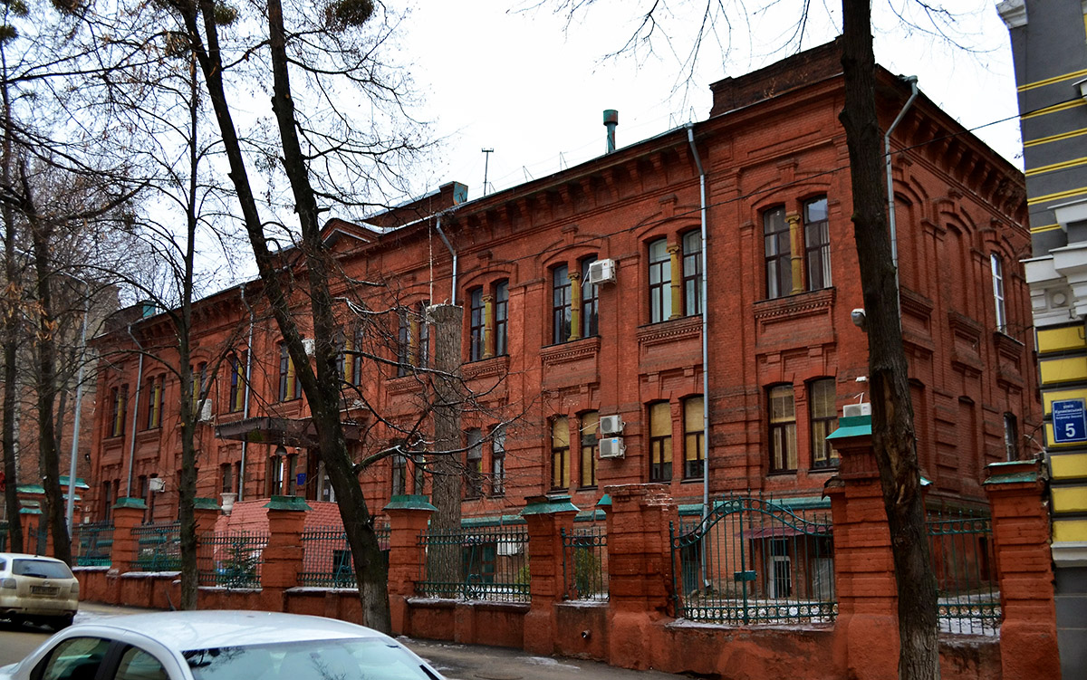 Харьков, Куликовский спуск, 3