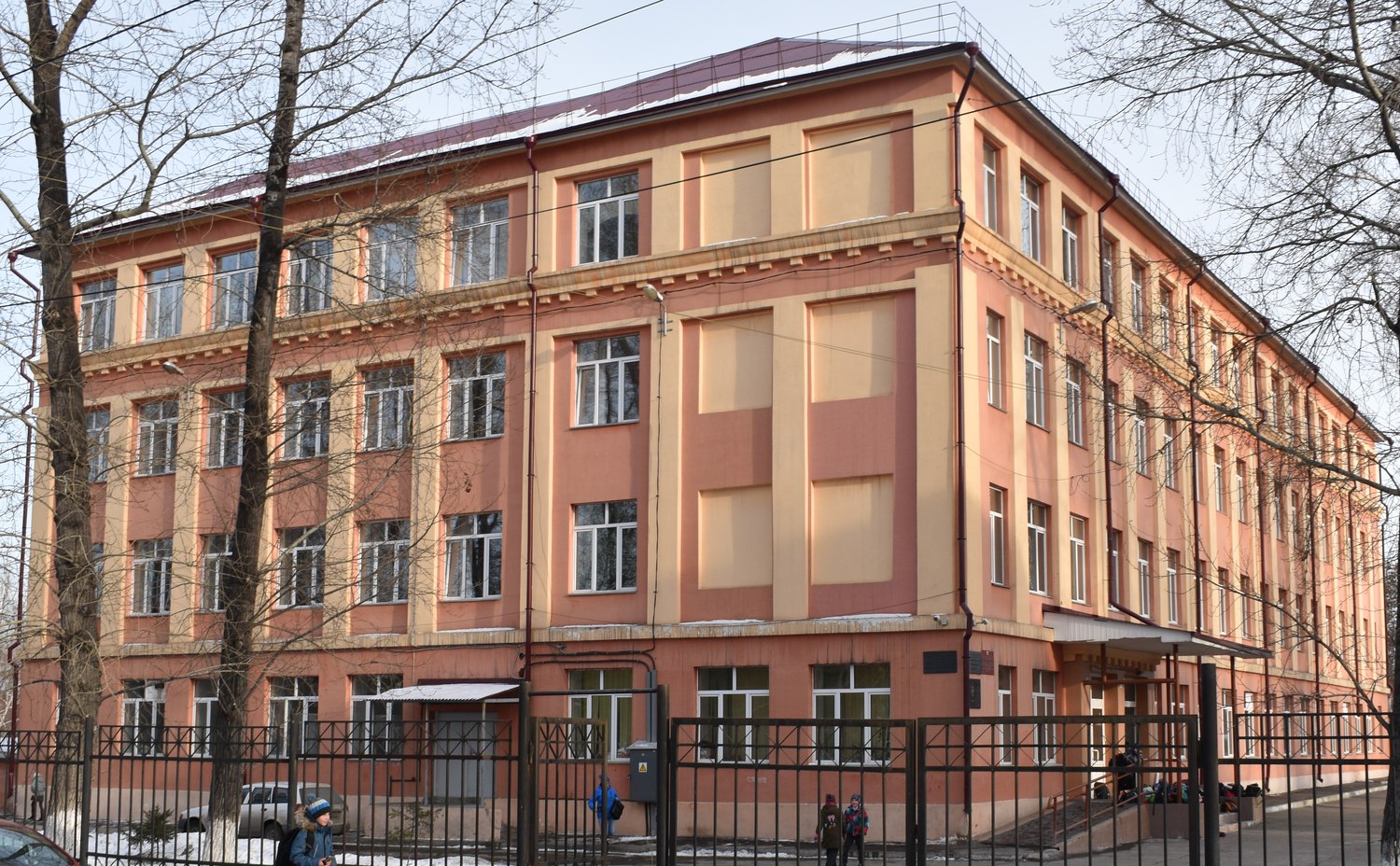 Иркутск, Улица Макаренко, 4