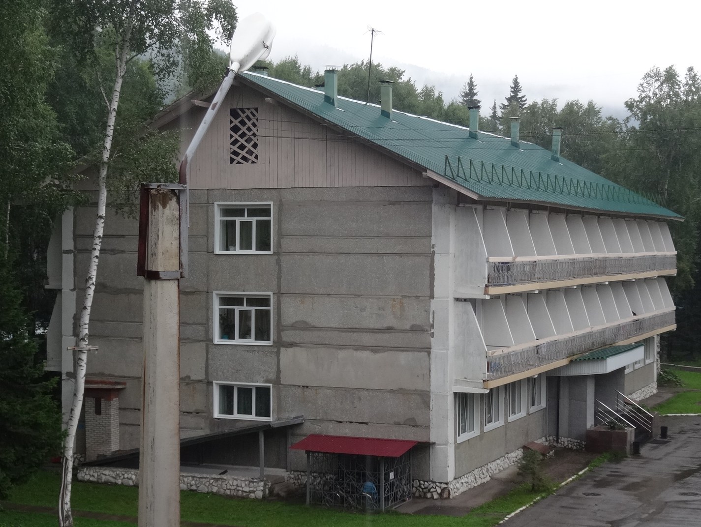 Utulik, Горная улица, 70*