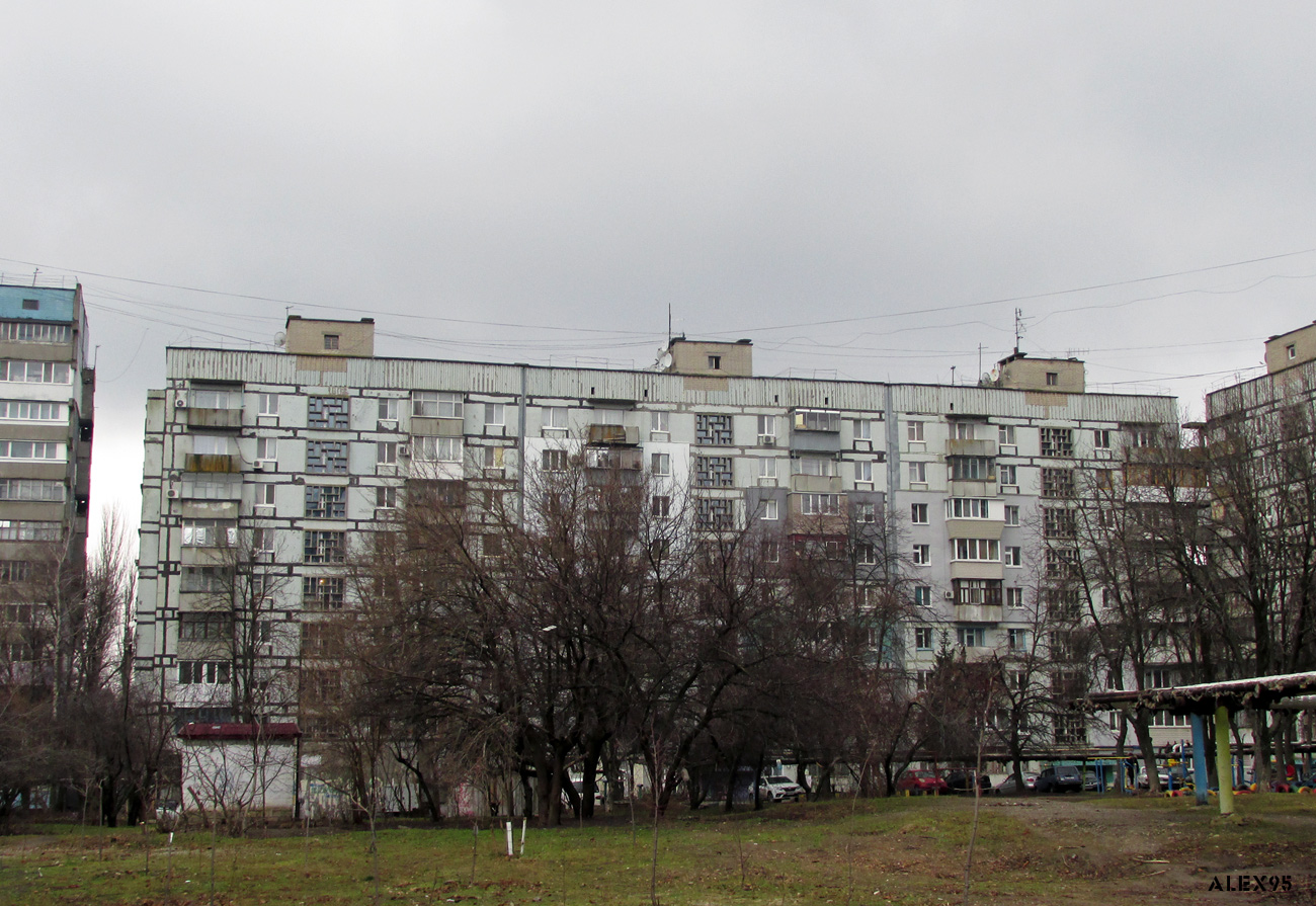 Днепр, Тополиная улица, 12