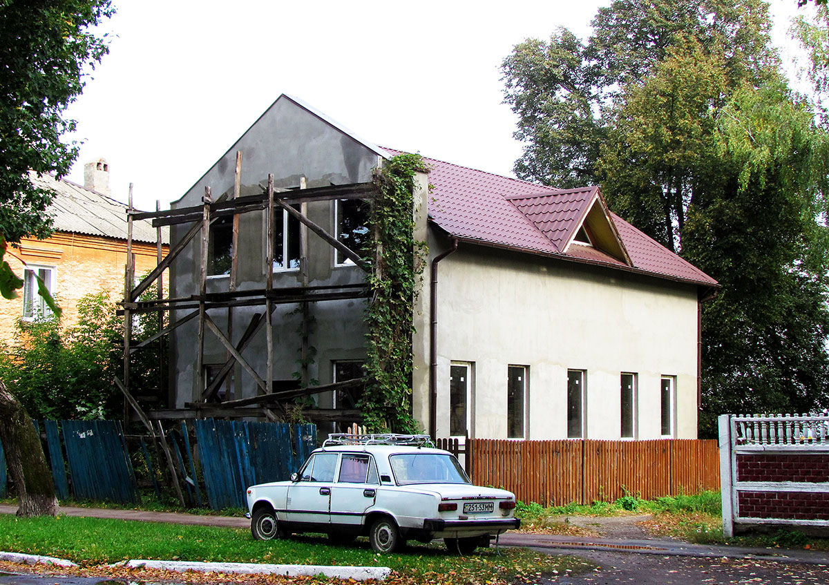 Novgorod-Sivers'kyy, Губернская улица, 45
