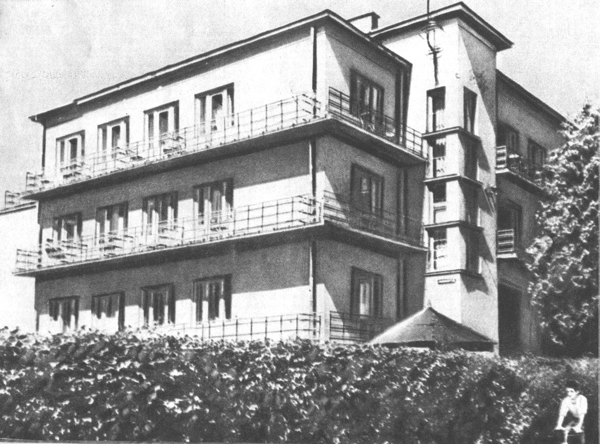 Моршин, Улица Степана Бандеры, 8