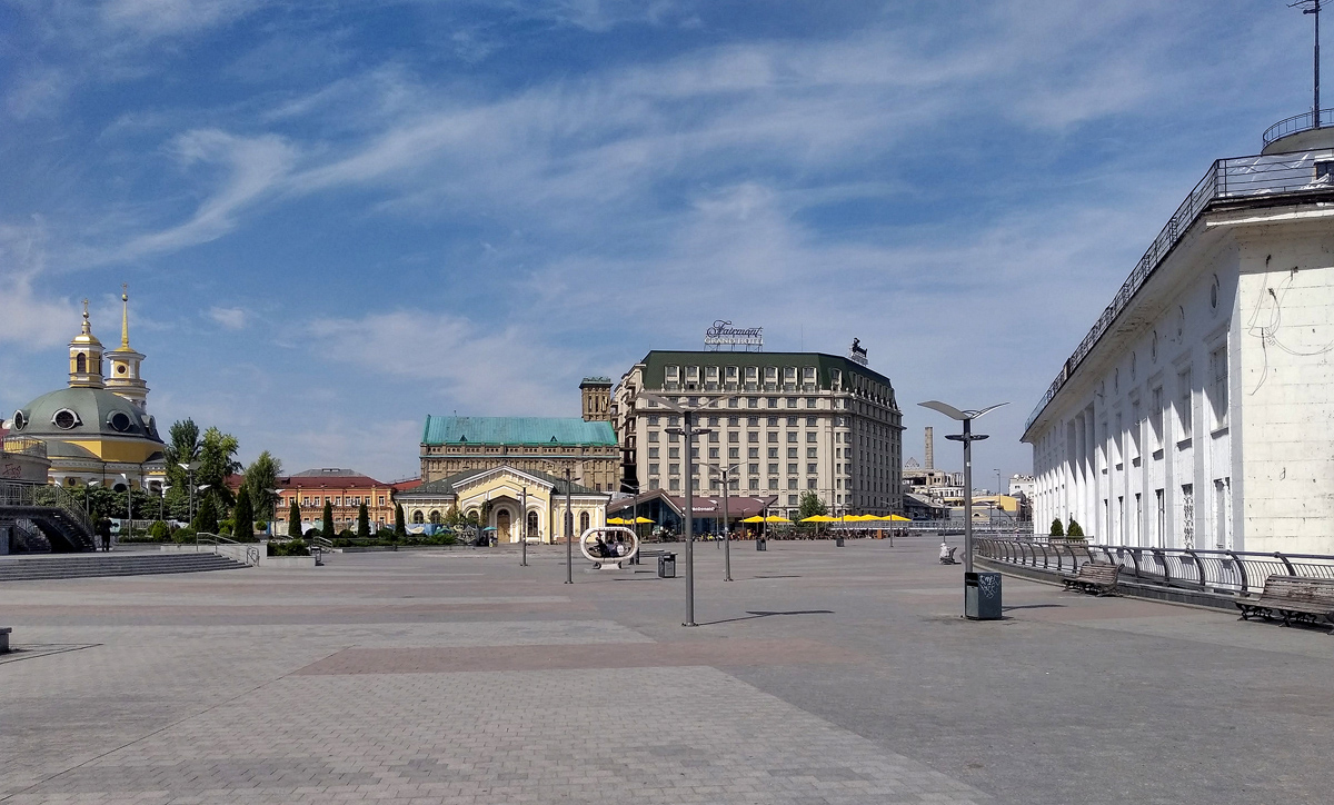 Киев, Набережно-Крещатицкая улица, 1; Почтовая площадь, 2. Киев — Панорамы