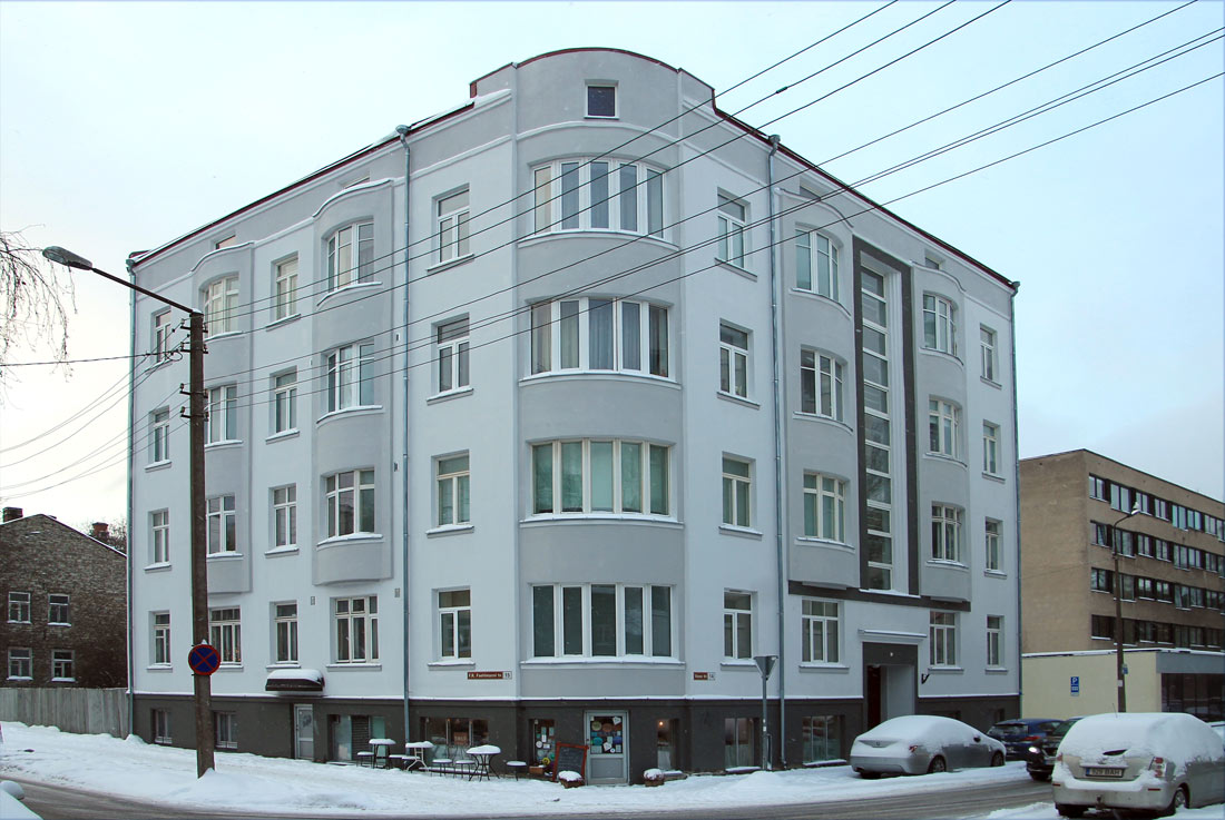 Tallinn, Vase, 14
