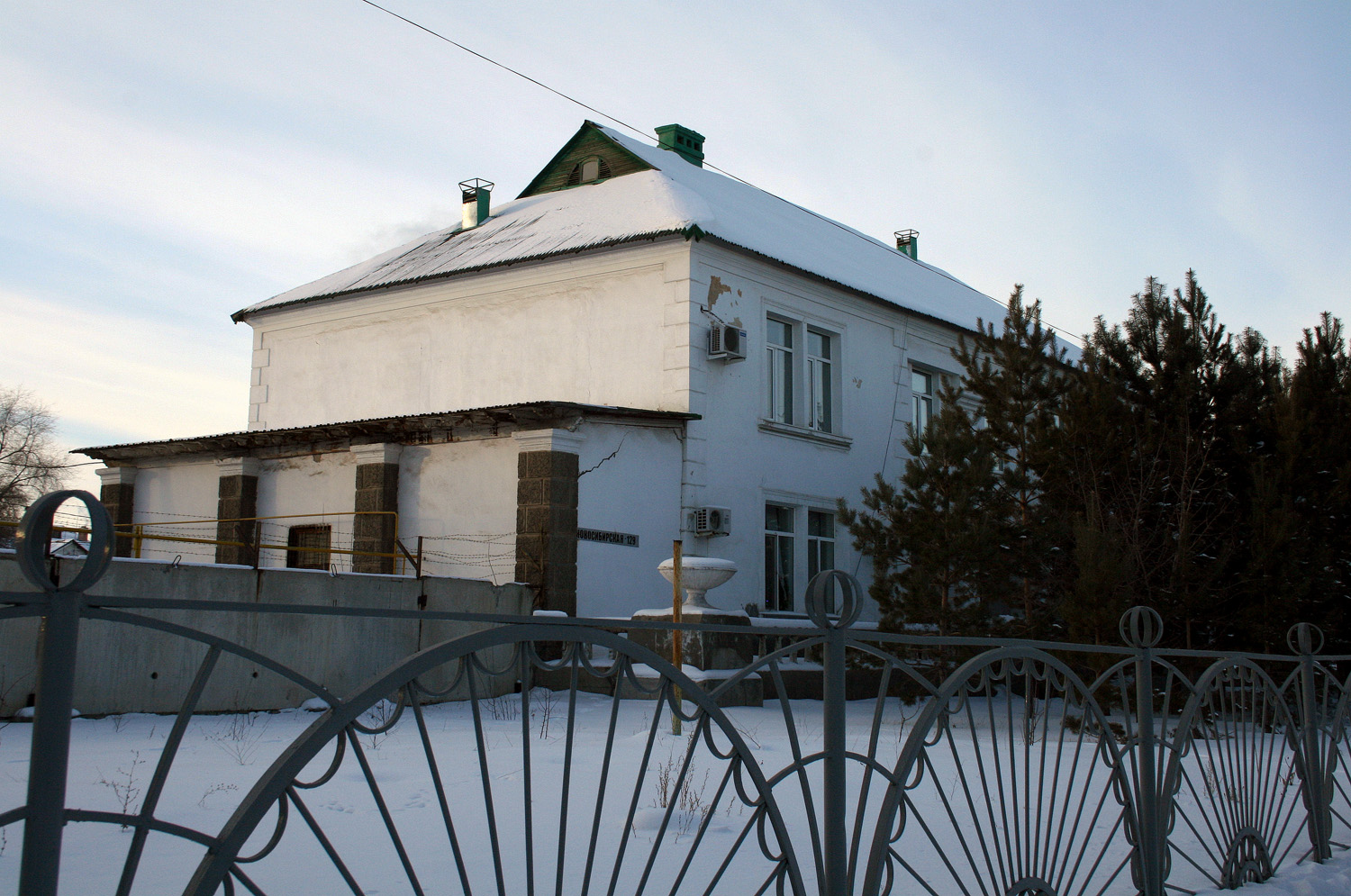 Орск, Новосибирская улица, 129