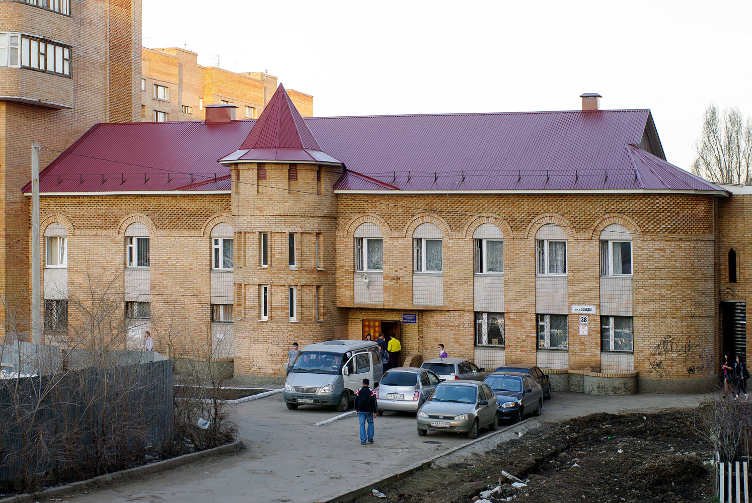 Новокуйбышевск, Проспект Победы, 38 (школа)