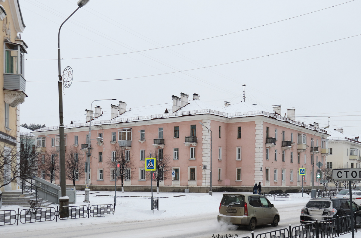 Железногорск, Улица Ленина, 4 / Советская улица, 15