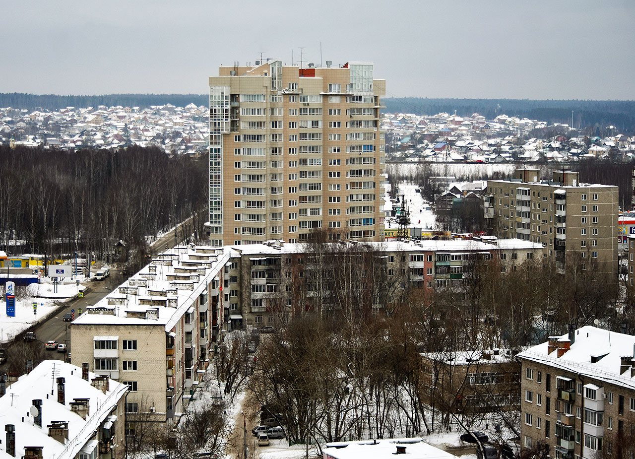 Пермь, Улица Калинина, 74; Светлогорская улица, 19; Светлогорская улица, 21; Улица Юнг Прикамья, 41. Пермь — Панорамы