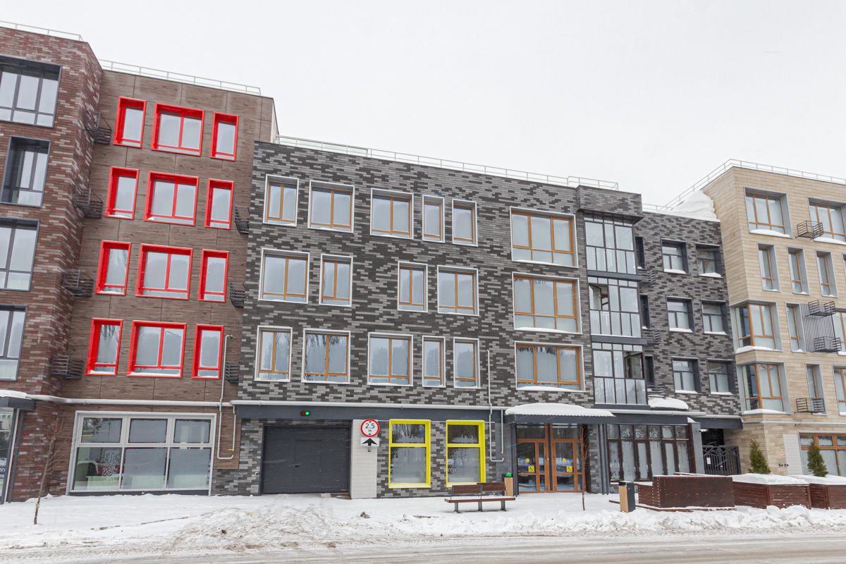 Kaasan, Улица Николая Столбова, 1 / Улица Галиаскара Камала, 3