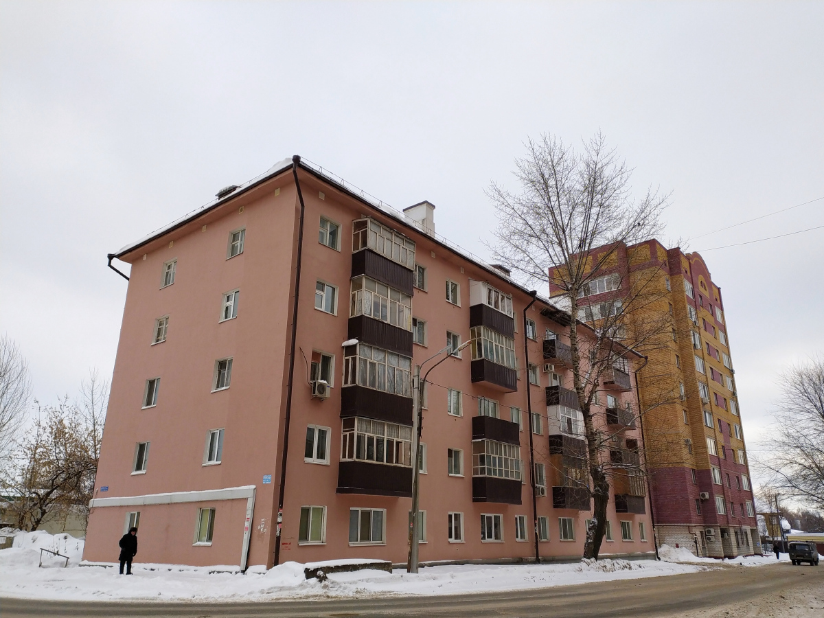 Казань, Улица Масгута Латыпова, 62