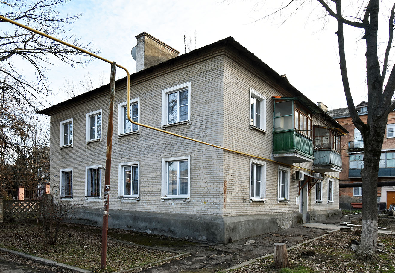 Минеральные Воды, Школьная улица, 18