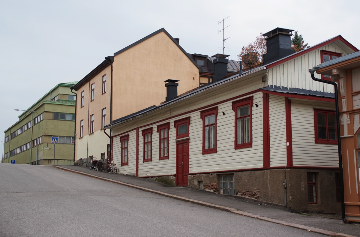 Порвоо, Kaivokatu, 38; Papinkatu, 17