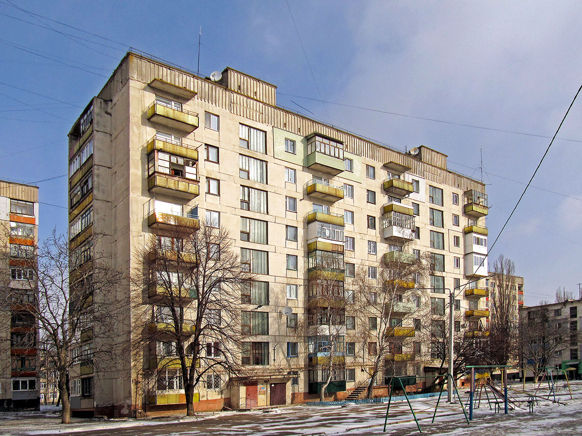 Lisiczansk, Центральный квартал, 13