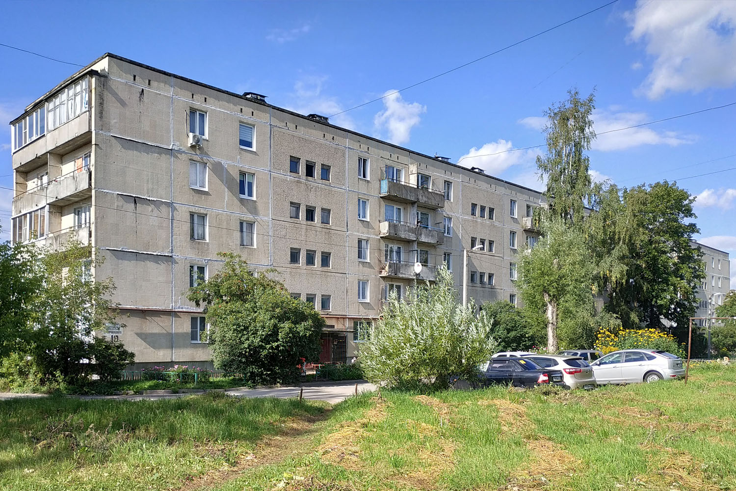 Pudost, Улица Зайончковского, 10