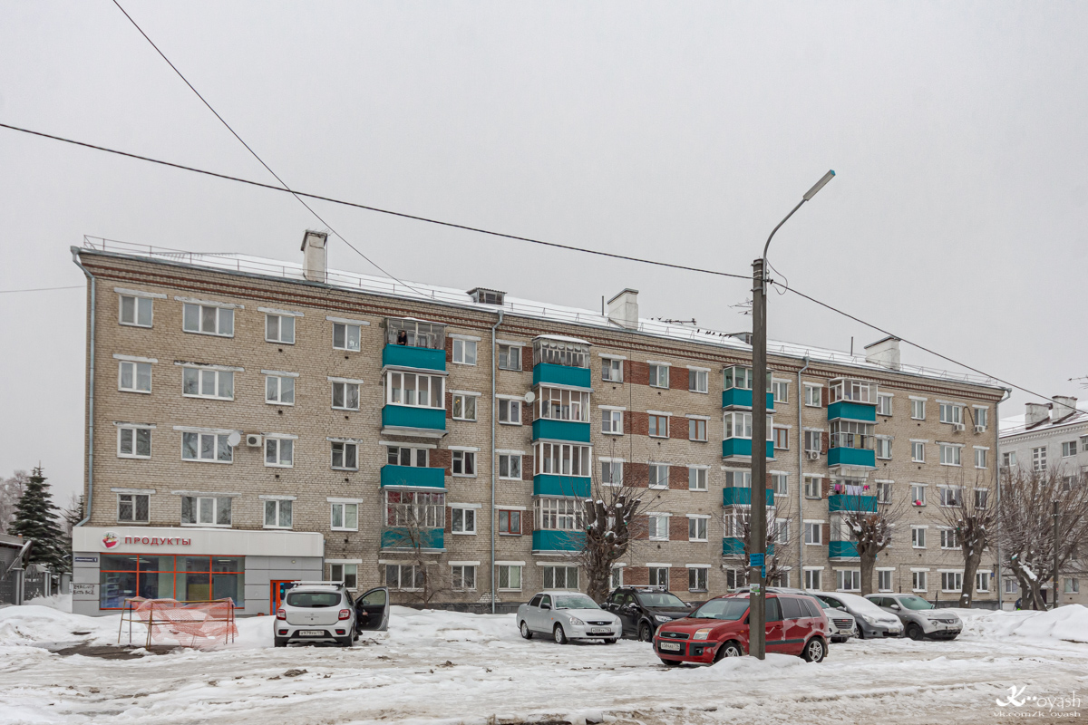 Казань, Поперечно-Базарная улица, 1