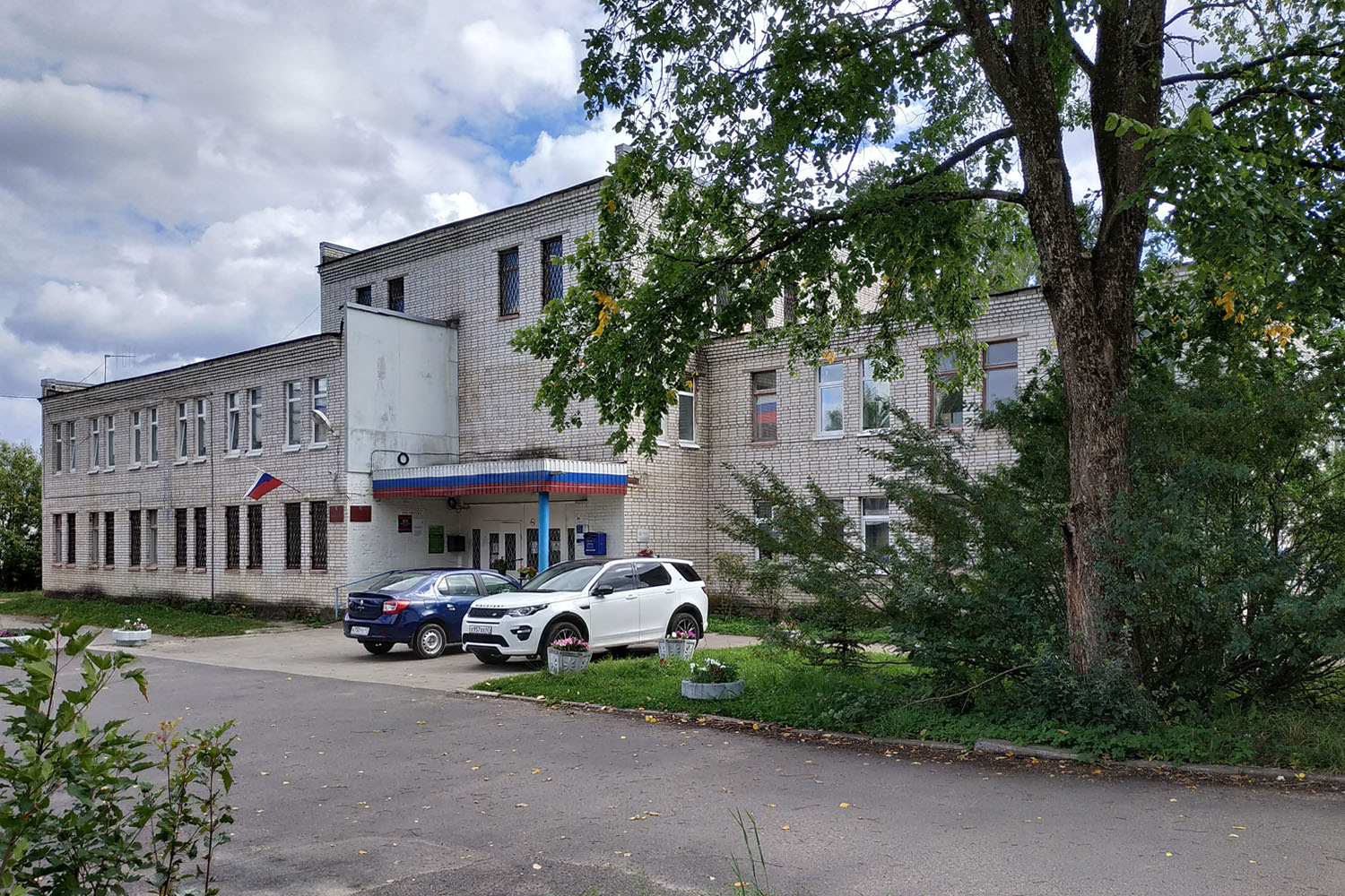 Кобринское, Центральная улица, 16