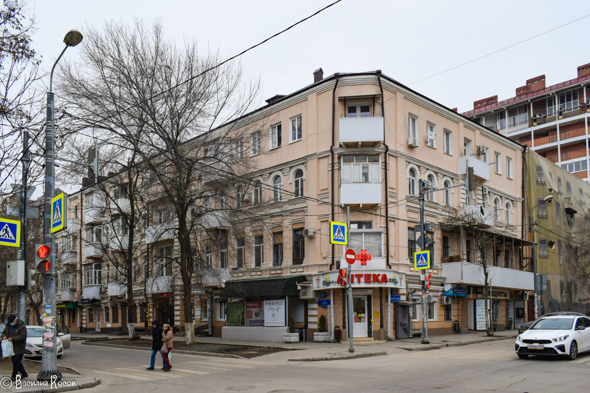 Ростов-на-Дону, Проспект Чехова, 42 / Социалистическая улица, 127