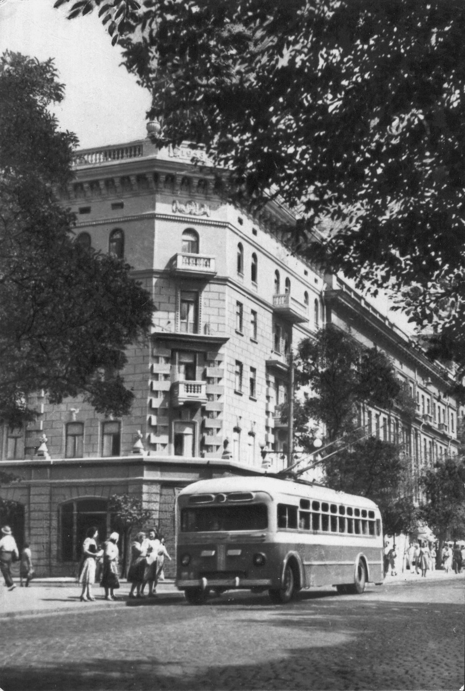 Odesa, Дерибасівська вулиця, 14а / катерининська вулиця, 17