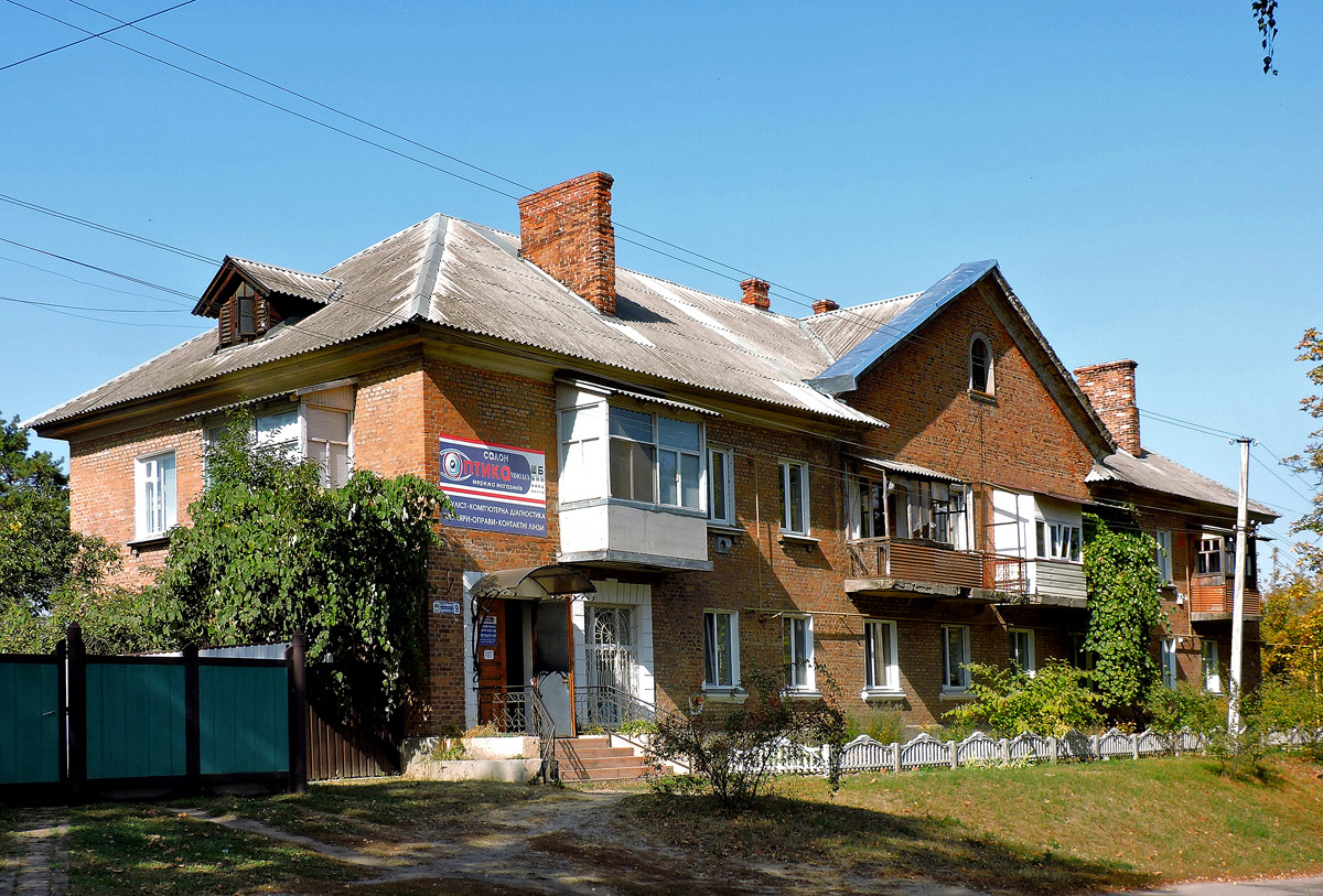 Тростянец, Благовещенская улица, 9