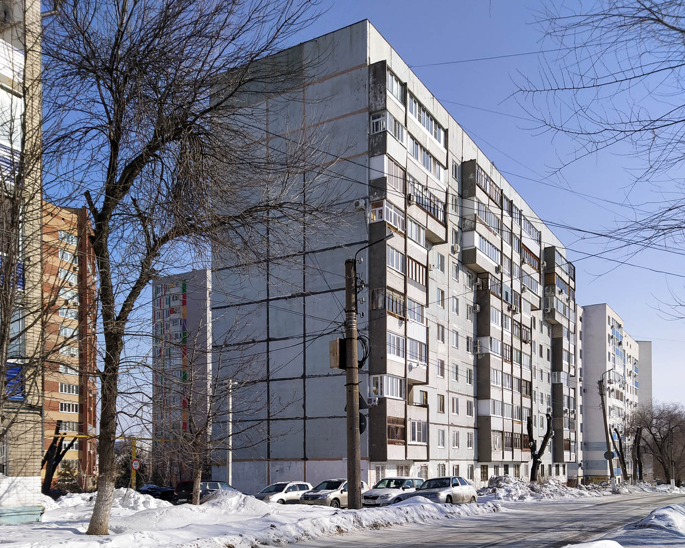 Novokuybyshevsk, Улица Зои Космодемьянской, 7