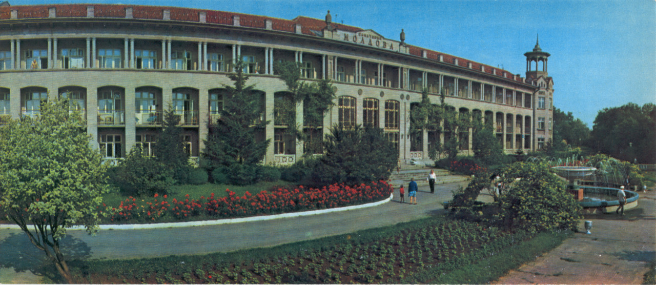 Одесса, Вулиця Посмітного, 2