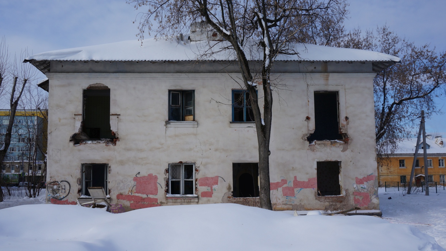 Пермь, Улица Лодыгина, 49