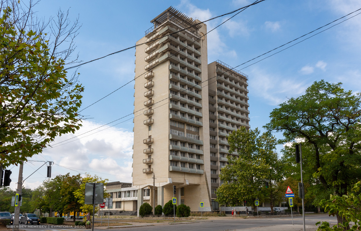 Євпаторія, Проспект Ленина, 64
