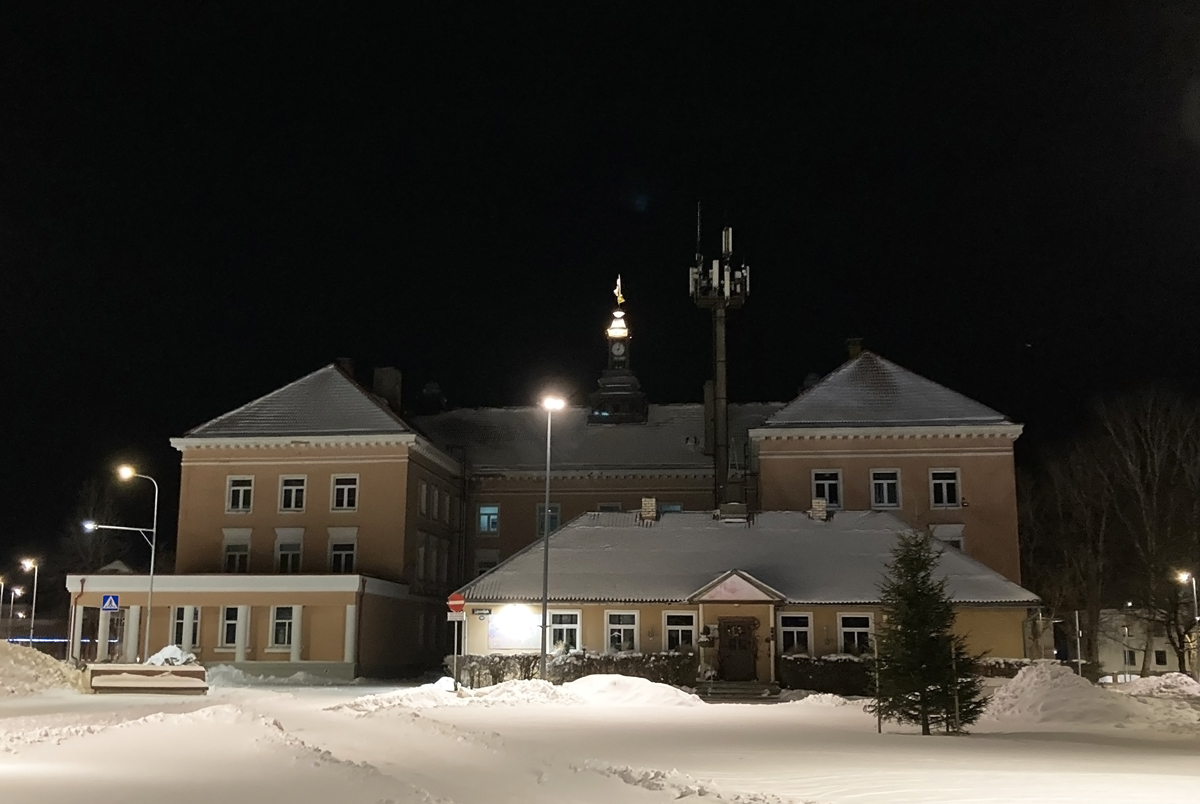 Отепя, Lipuväljak, 13; Lipuväljak, 13А