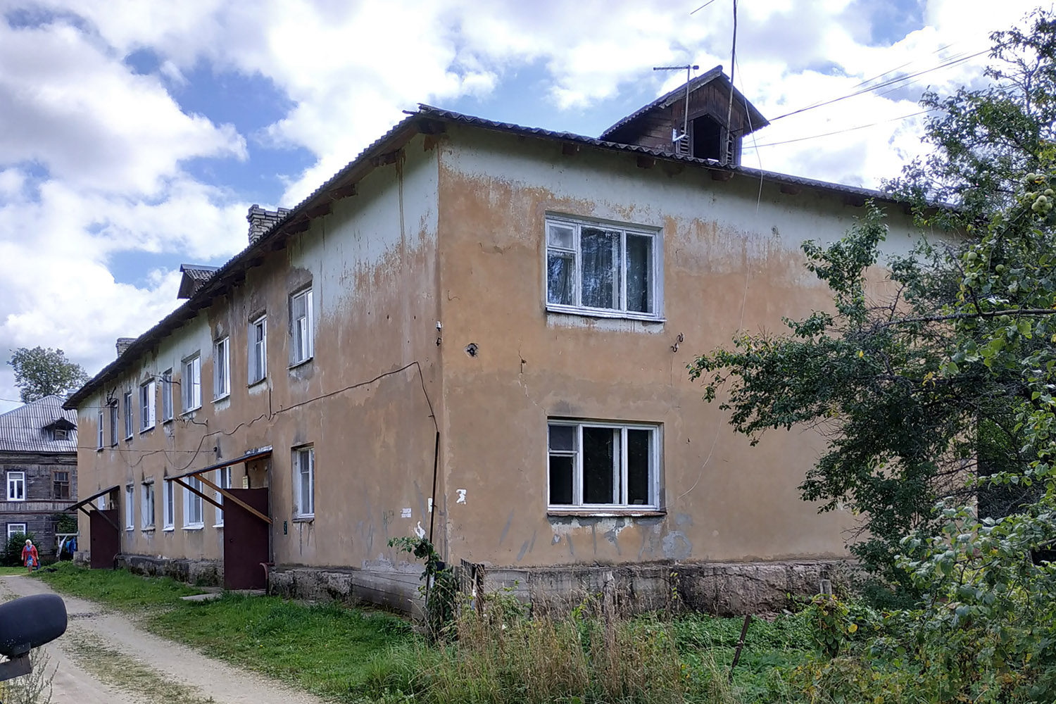 Гатчинский округ, прочие н. п., Белогорка, Институтская улица, 8