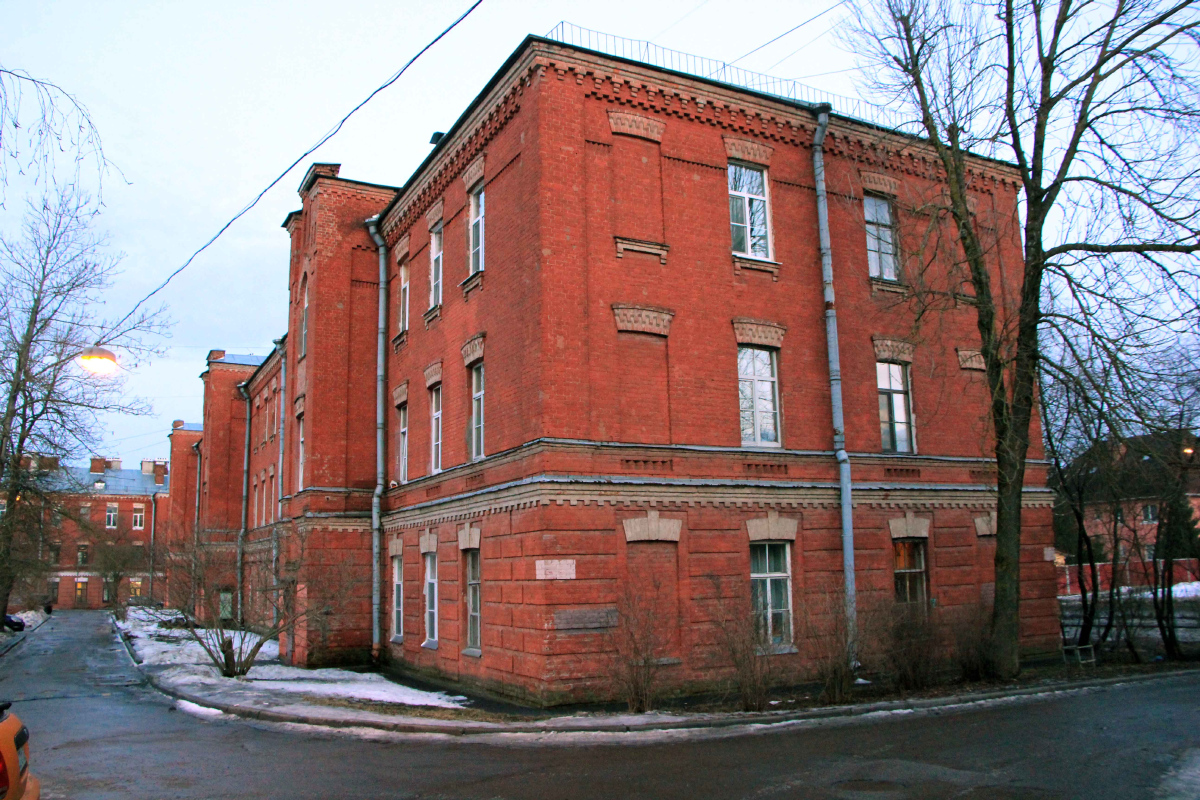 Пушкiн, Сапёрная улица, 16