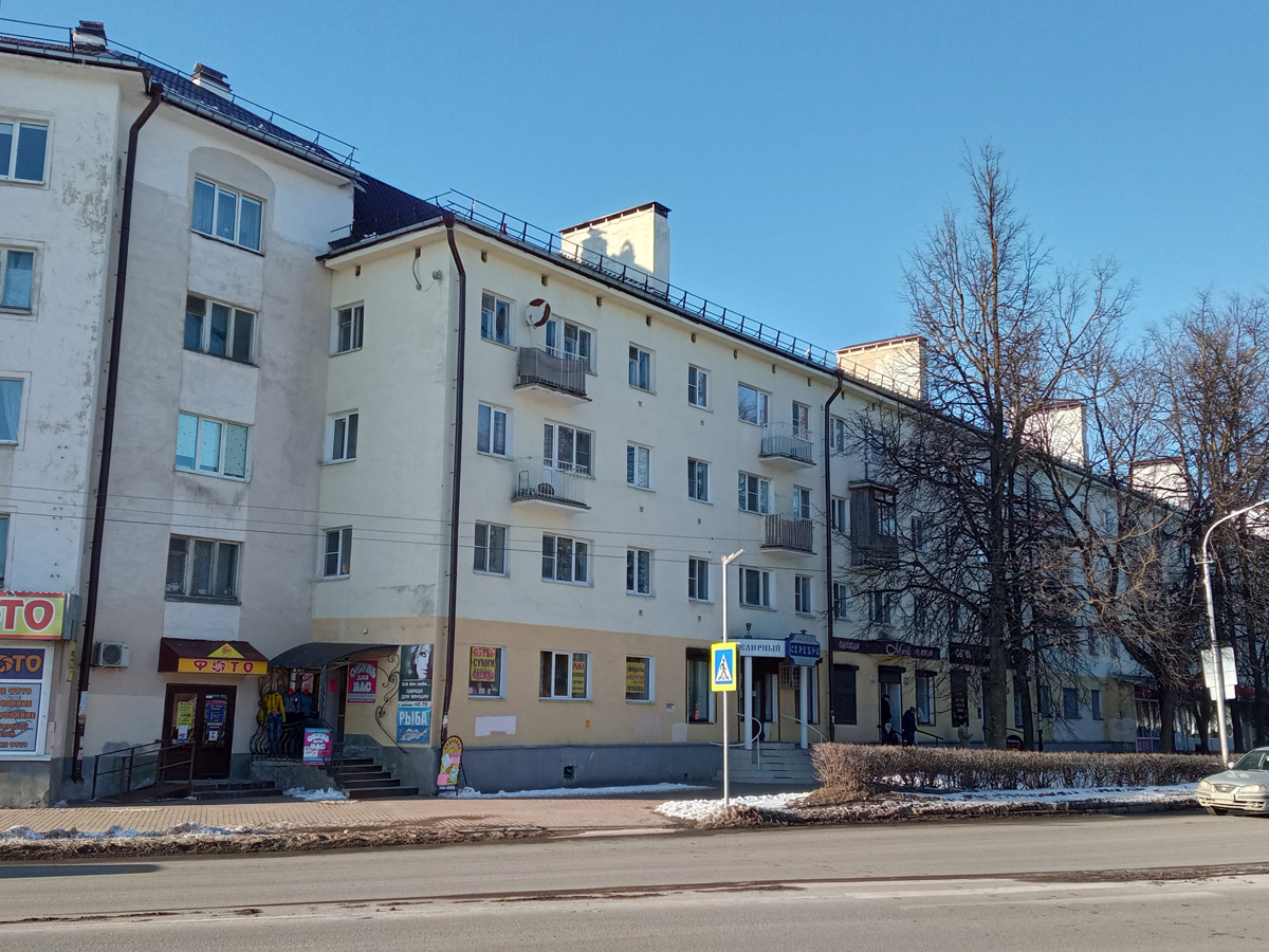 Великий Новгород, Воскресенский бульвар, 1