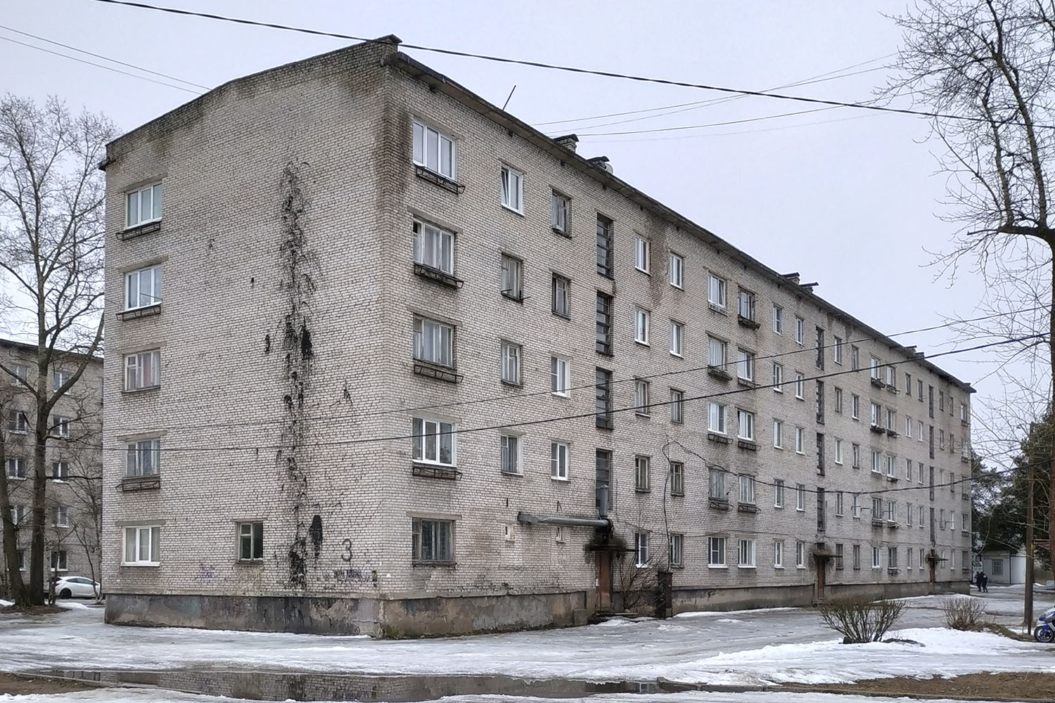 Сясьстрой, Улица Петра Лаврова, 3