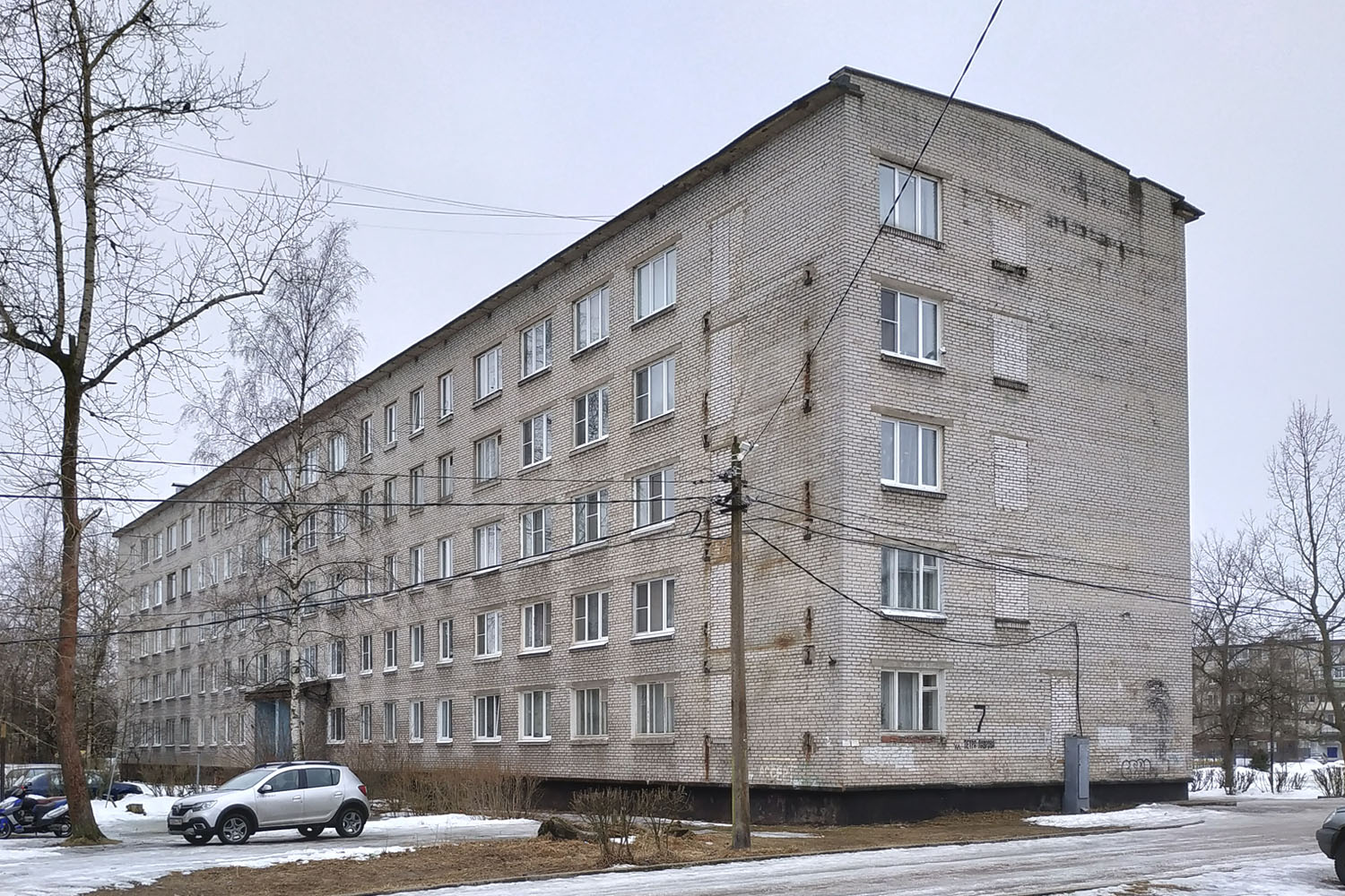 Сясьстрой, Улица Петра Лаврова, 7
