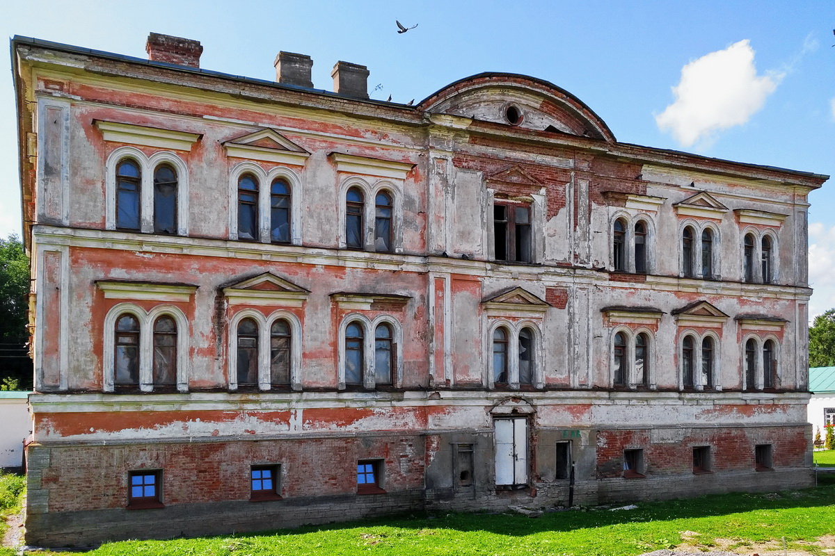 Staraya Ladoga, Никольская улица, 16 Новый настоятельский корпус