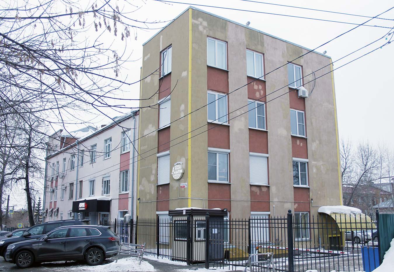 Izhevsk, Красная улица, 133; Красная улица, 133а