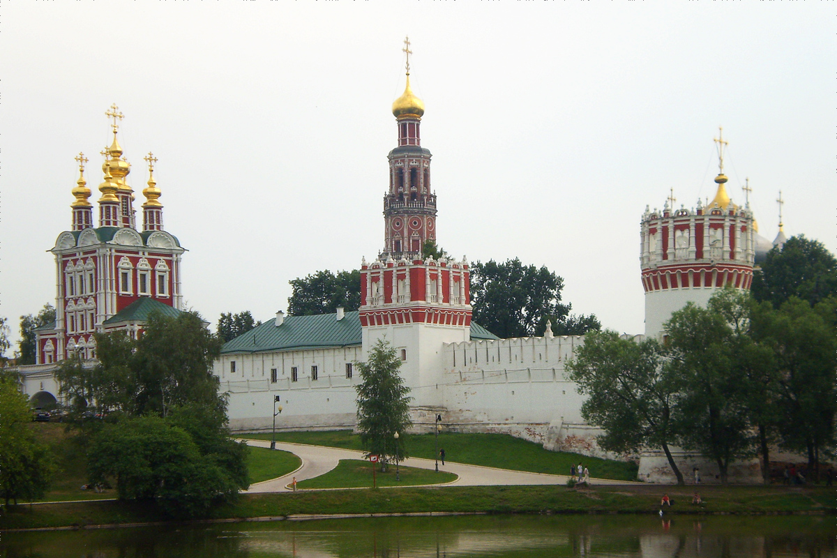 Москва, Новодевичий проезд, 1 стр. 1; Новодевичий проезд, 1 стр. 12; Новодевичий проезд, 1 стр. 32