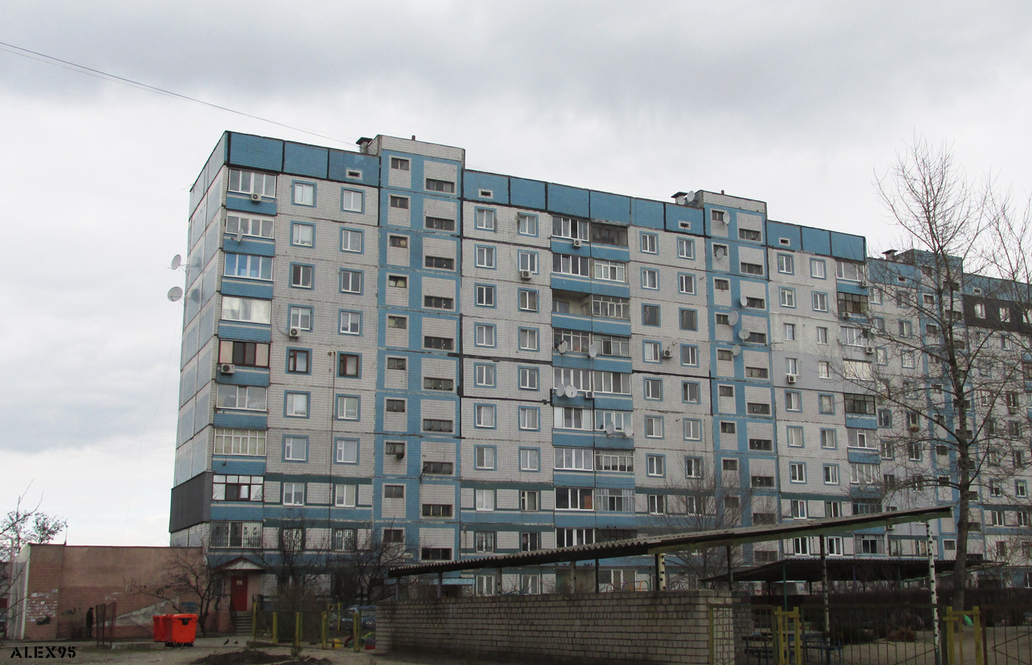 Kamjanske, Бульвар Независимости, 7