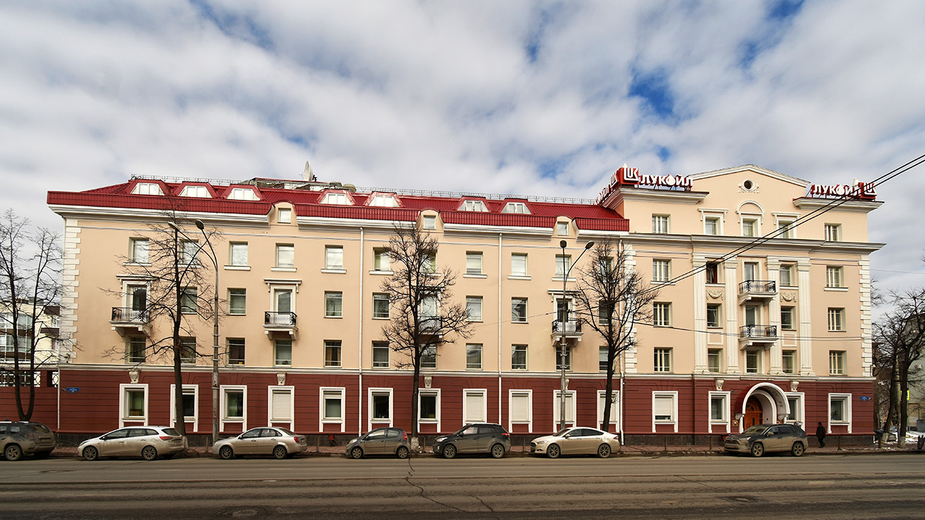 Пермь, Улица Ленина, 77