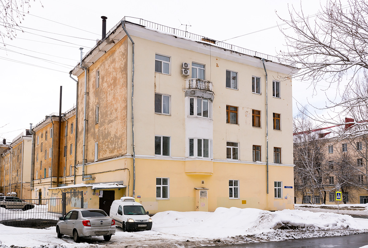 Уфа, Кольцевая улица, 38 / Улица Льва Толстого, 7