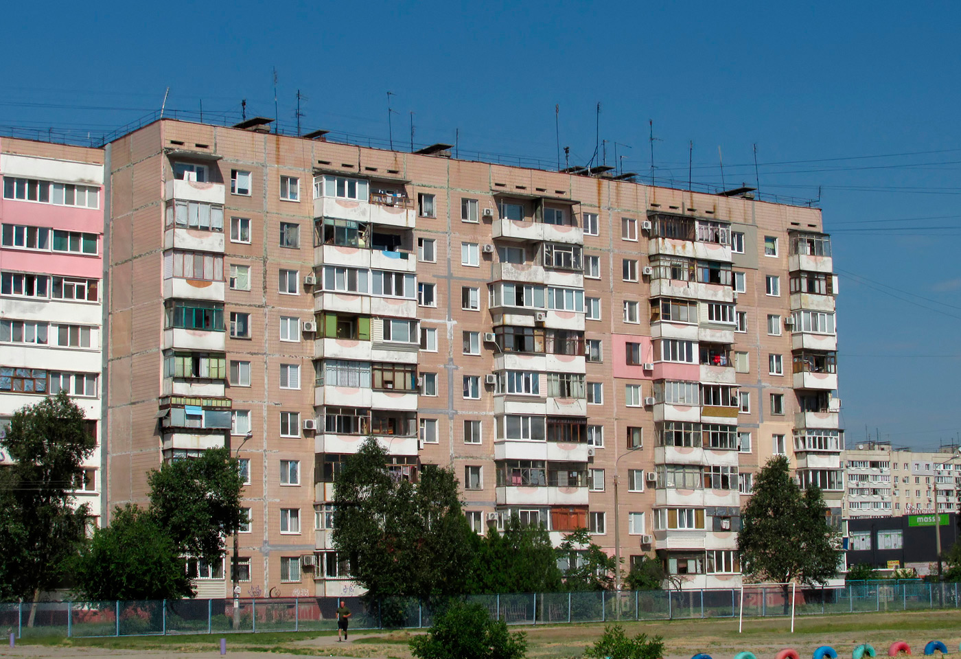Запорожье, Новокузнецкая улица, 18 (пп. 3-4)