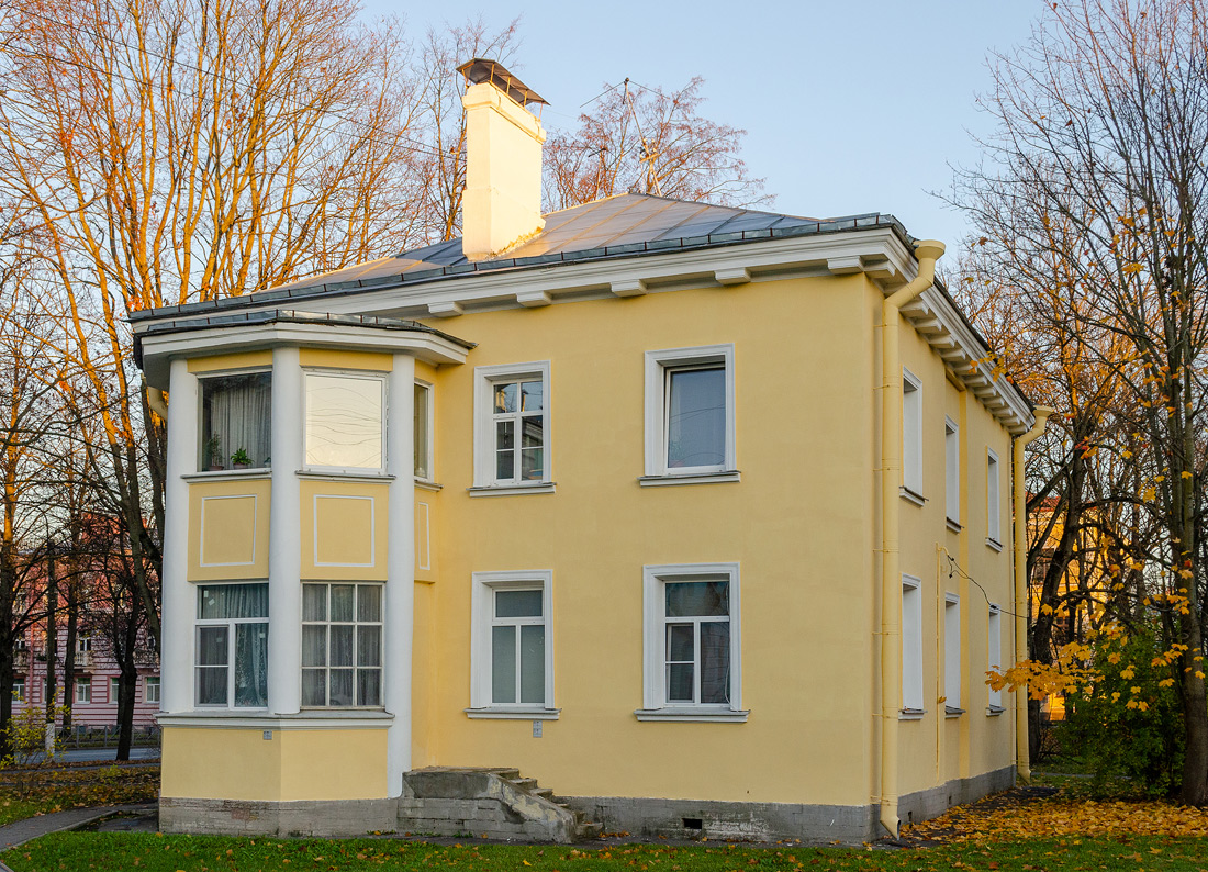 Петергоф, Санкт-Петербургский проспект, 26