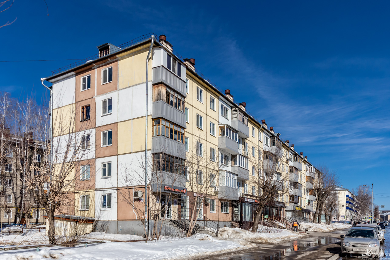 Kazań, Улица Восстания, 1 / Улица Короленко, 79