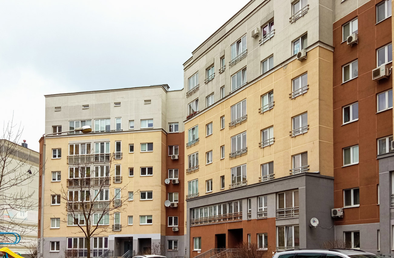 Минск, Улица Ивана Шамякина, 9