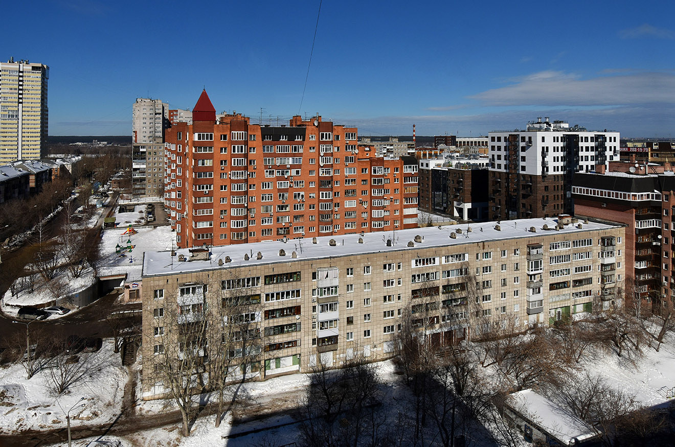 Пермь, Проезд Якуба Коласа, 5; Улица Плеханова, 12; Улица Решетникова, 17; Улица Решетникова, 19. Пермь — Панорамы