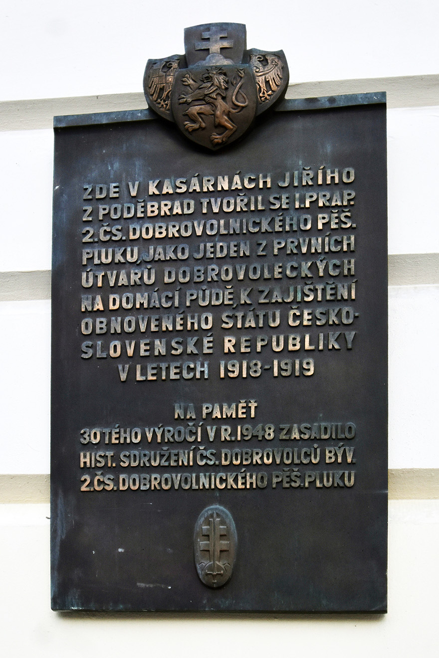 Прага, Náměstí Republiky, 1. Прага — Мемориальные доски