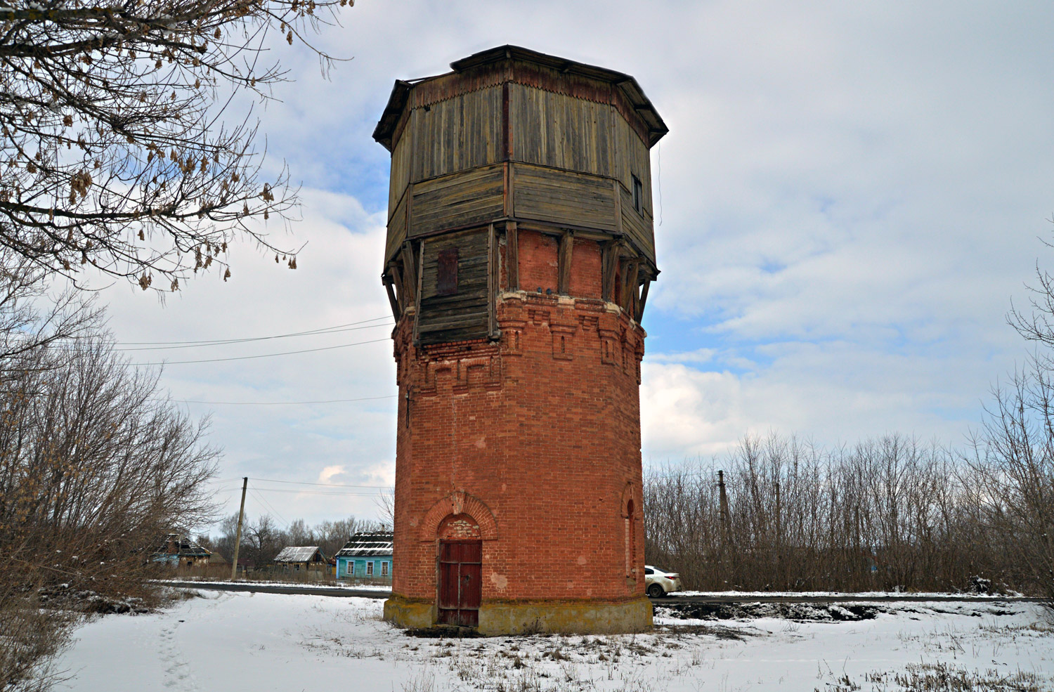 Касторенский район, с. Суковкино, Вокзальная улица,*