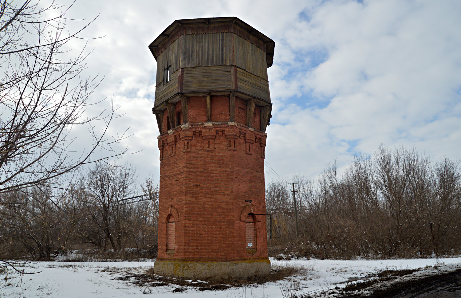 Касторенский район, с. Суковкино, Вокзальная улица,*