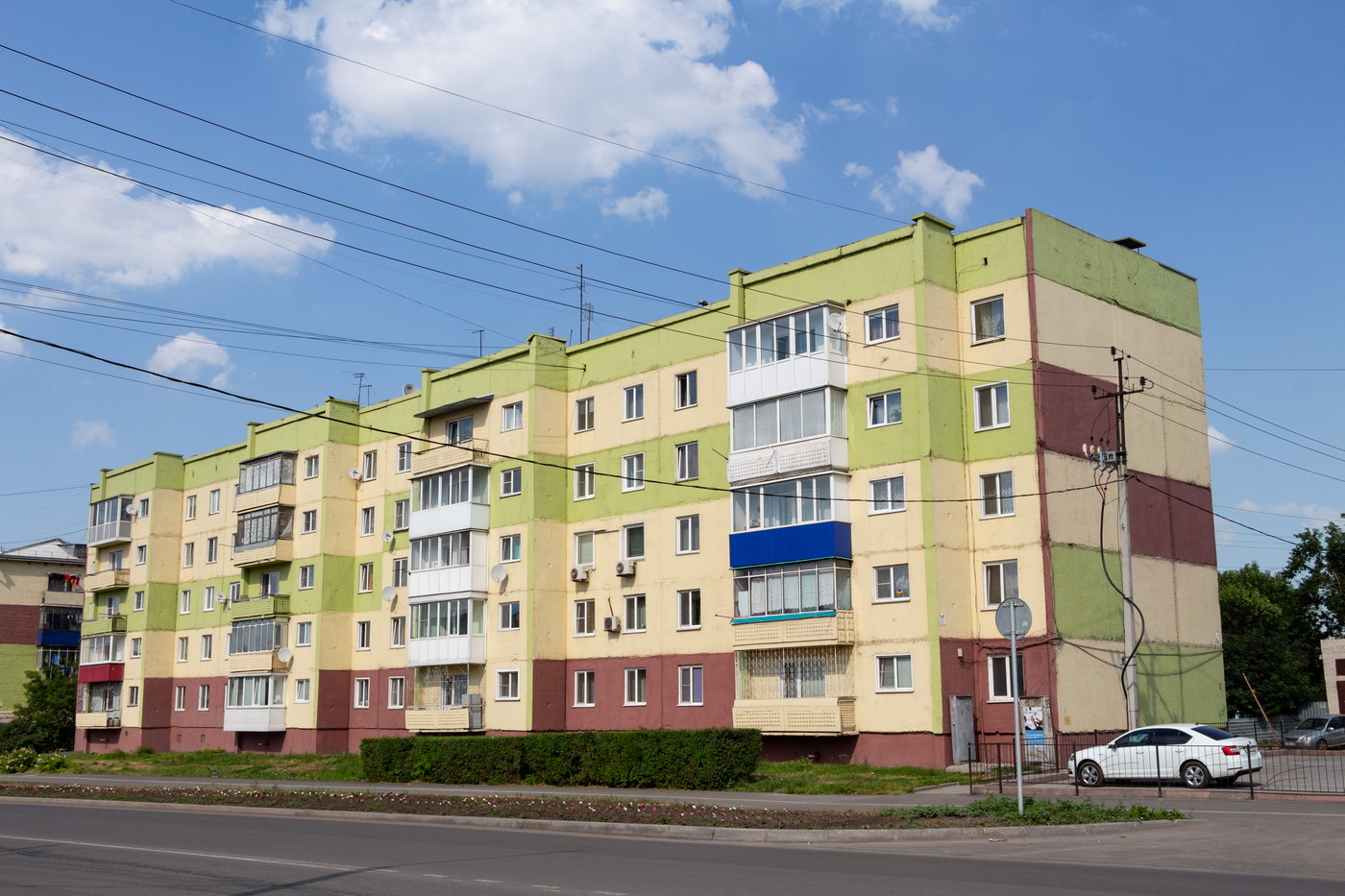 Белово, Октябрьская улица, 13